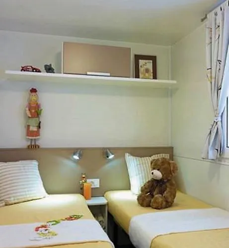 Mobile Homes Victoria San Marino 4* 로파르