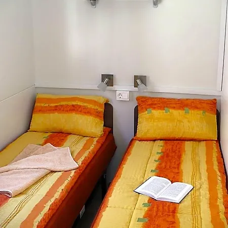 Mobile Homes Victoria San Marino Üdülőpark 4*